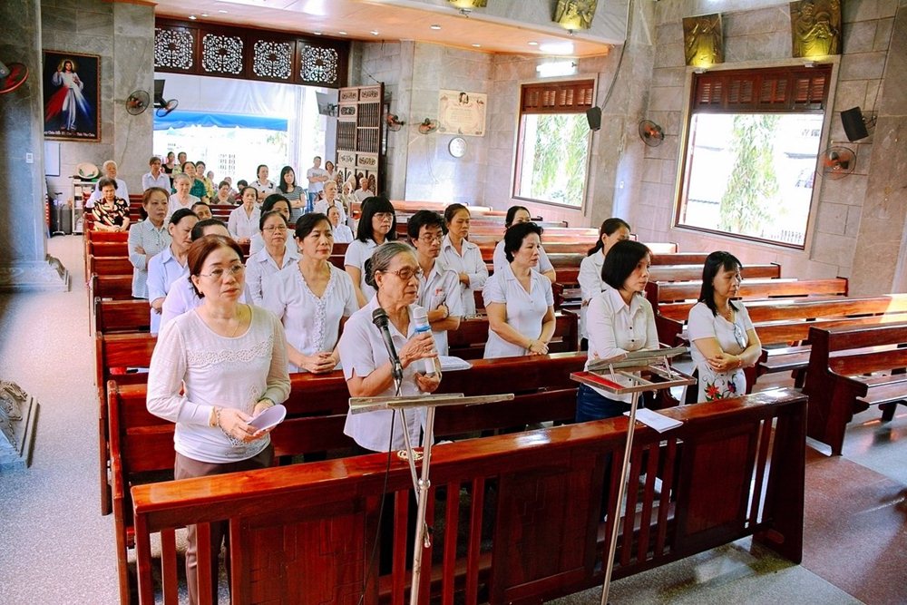 DSC_9075-(Copy).jpg