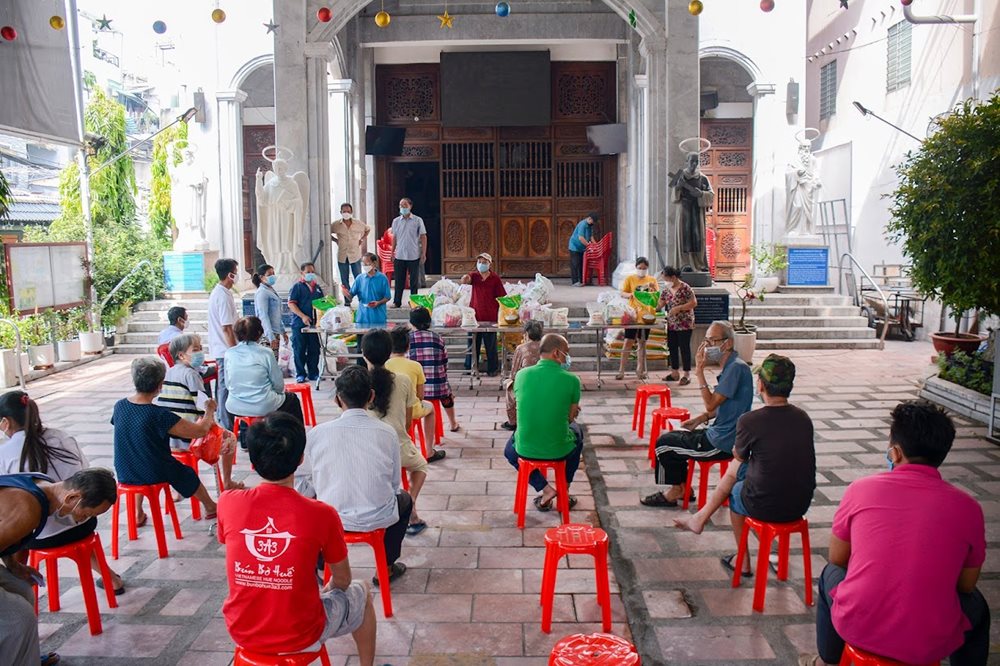 Gx. Vĩnh Hòa: Quà Xuân " Thương quá Sài Gòn Ơi" ngày 15.1.2022