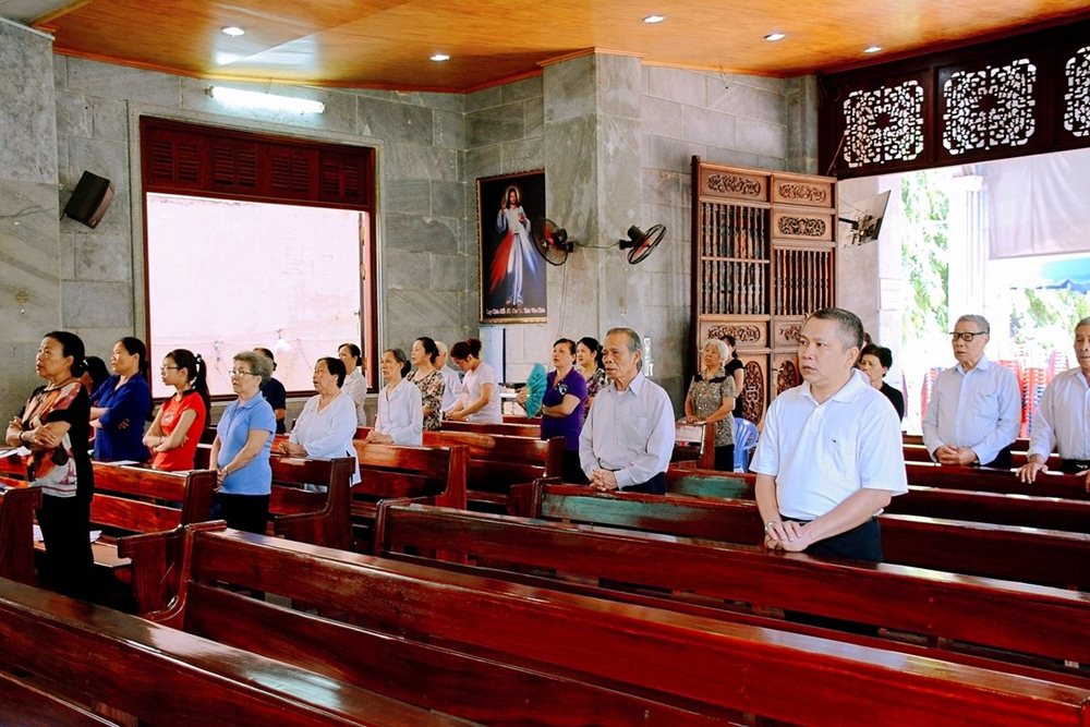 DSC_013-(Copy).jpg